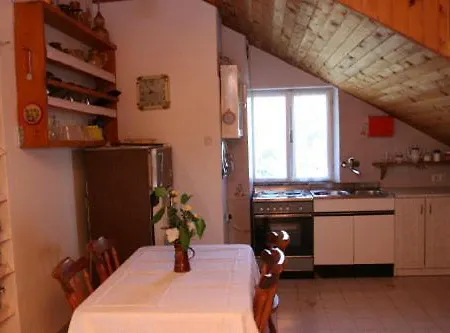 Apartment Seaview Slatine