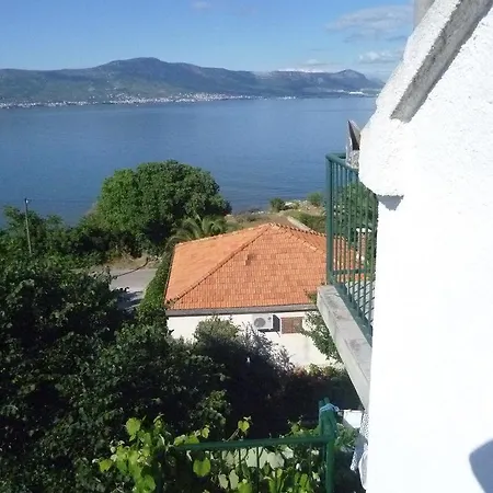 Apartment Seaview Slatine