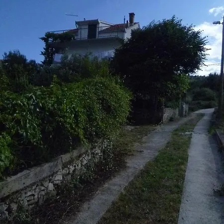 Seaview Apartment *