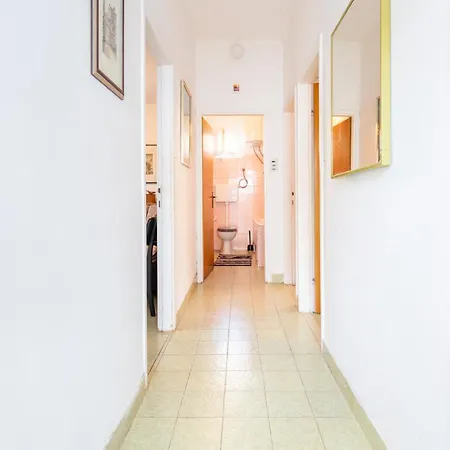 Seaview Apartment